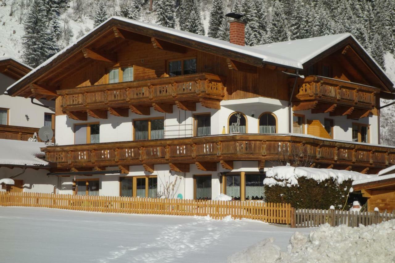 Appartamento Haus Stern Neustift im Stubaital Esterno foto